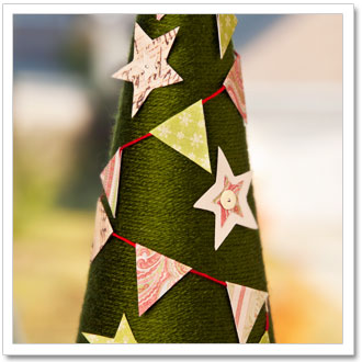 Yarn Christmas Tree with Mini Bunting